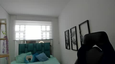 naomy online show from 2, 10, 2025