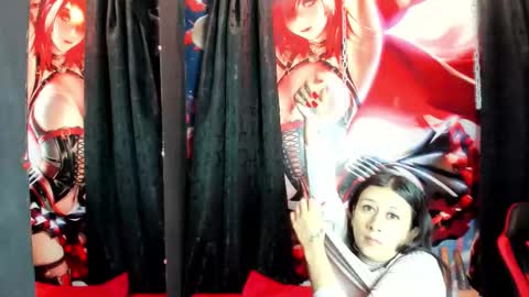 naomy  online show from 29, 10, 2025