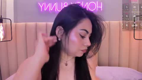 Snapshot of naomymonroe_ chatting on 27, 6, 2026 Naomy online show from 27, 6, 2026