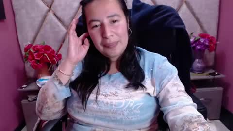 Snapshot of naomyprinces_ chatting on 21, 12, 2024 Bulma Heidi online show from 21, 12, 2024