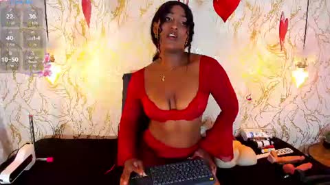 Snapshot of naomyy_cooper chatting on 16, 6, 2026 Naomy online show from 16, 6, 2026