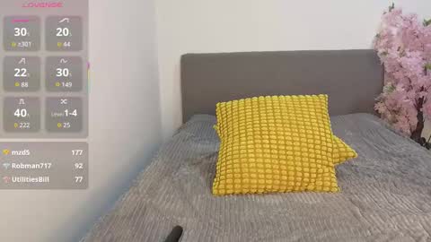 Snapshot of nari_jin chatting on 13, 12, 2025 nari_jin online show from 13, 12, 2025