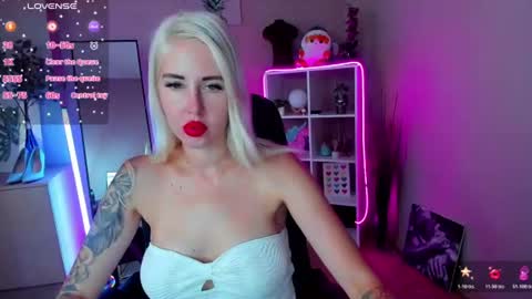 Snapshot of nastasya_cute chatting on 29, 6, 2026 Nastya online show from 29, 6, 2026