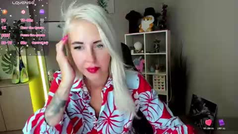Snapshot of nastasya_cute chatting on 2, 7, 2026 Nastya online show from 2, 7, 2026