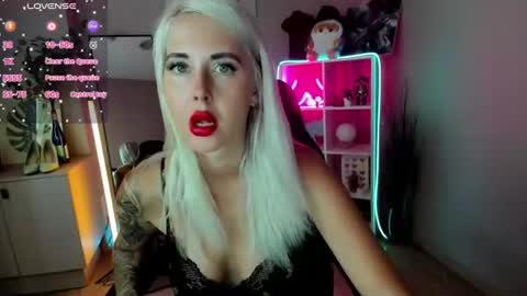 Snapshot of nastasya_cute chatting on 5, 7, 2026 Nastya online show from 5, 7, 2026