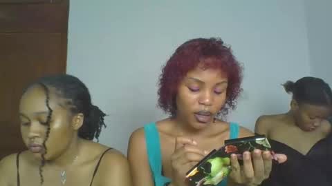 Snapshot of nasty_divah chatting on 30, 4, 2026 nasty_divah online show from 30, 4, 2026