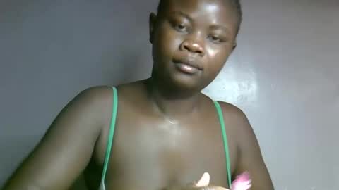 Snapshot of nasty_freakie chatting on 17, 10, 2025 jewel online show from 17, 10, 2025