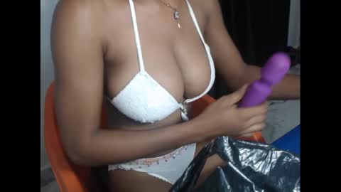 Snapshot of nasty_luna0 chatting on 6, 1, 2025 nasty_luna0 online show from 6, 1, 2025