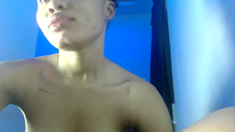 Snapshot of nasty_slimbarbie chatting on 19, 12, 2025 ella online show from 19, 12, 2025