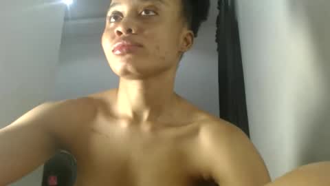 Snapshot of nasty_slimbarbie chatting on 20, 12, 2025 ella online show from 20, 12, 2025