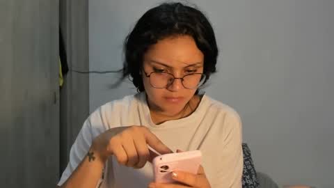 Camila online show from 24, 2, 2025