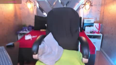 Natacha black online show from 22, 1, 2025