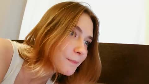 Snapshot of natali_bright chatting on 18, 3, 2026 natali bright online show from 18, 3, 2026