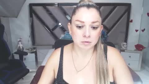 Snapshot of natalia5560 chatting on 25, 2, 2025 natalia5560 online show from 25, 2, 2025