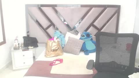 Snapshot of natalia5560 chatting on 12, 3, 2025 natalia5560 online show from 12, 3, 2025