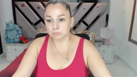 Snapshot of natalia5560 chatting on 6, 10, 2025 natalia5560 online show from 6, 10, 2025