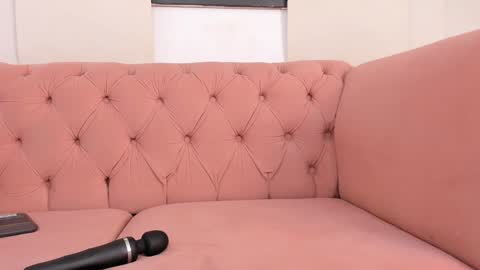 Naty  online show from 18, 1, 2025