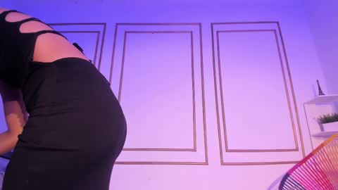 Naty  online show from 9, 3, 2025