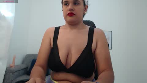 Nathalia online show from 5, 11, 2025