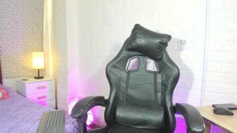 Snapshot of natalia_kiss01 chatting on 24, 4, 2026 Natalia Kiss online show from 24, 4, 2026