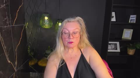 Snapshot of natalicloud chatting on 27, 10, 2025 NataliCloud online show from 27, 10, 2025