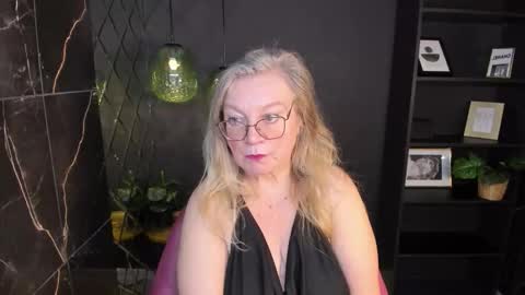Snapshot of natalicloud chatting on 22, 12, 2025 NataliCloud online show from 22, 12, 2025