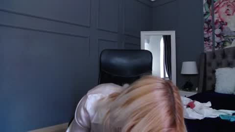 Natalie online show from 15, 1, 2025