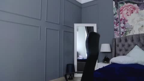 Natalie online show from 6, 2, 2025