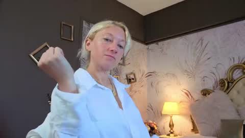 Natalie online show from 30, 6, 2026