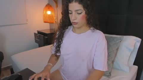 N A T A L I E online show from 12, 5, 2026