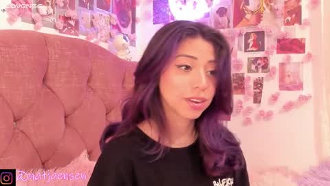       online show from 30, 12, 2024