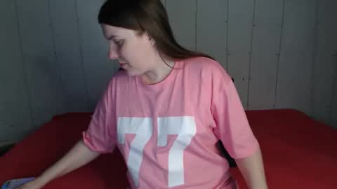 Snapshot of natalilanude chatting on 9, 11, 2025 Ntl Age online show from 9, 11, 2025