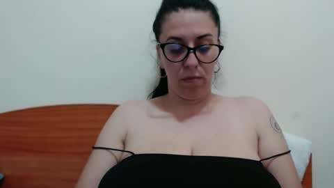 Snapshot of natally565656 chatting on 27, 5, 2026 natally online show from 27, 5, 2026