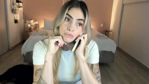 Snapshot of nataly_05 chatting on 30, 4, 2026 anatalybee online show from 30, 4, 2026