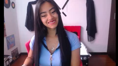 Nataly Escobar online show from 22, 1, 2025