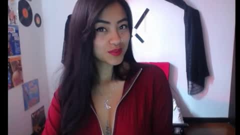 Nataly Escobar online show from 28, 1, 2025