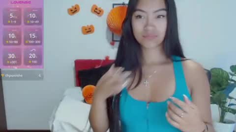 Snapshot of natalyescobar_lx chatting on 17, 10, 2025 Nataly Escobar online show from 17, 10, 2025