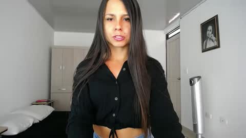 Snapshot of natalyfit_ chatting on 18, 1, 2025 NatalyFit online show from 18, 1, 2025