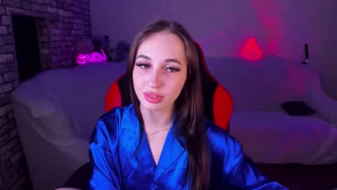 Nataly online show from 1, 2, 2025
