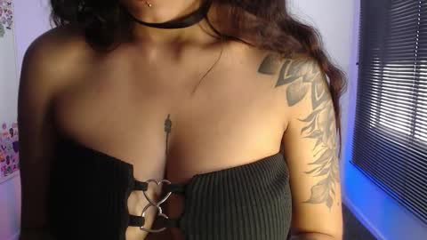   online show from 30, 9, 2025