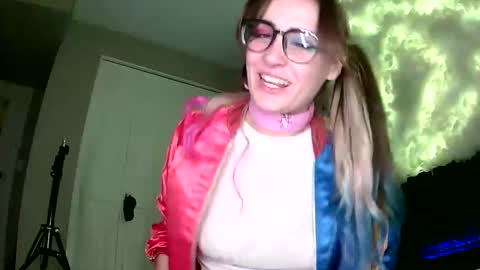 natasha_123341319 online show from 31, 10, 2025