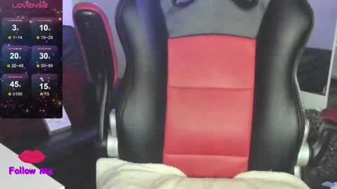 Snapshot of natasha__logan chatting on 7, 10, 2025 Natasha online show from 7, 10, 2025