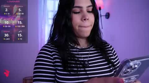 Natasha Sccott online show from 3, 11, 2025