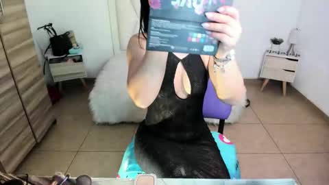 Natasha Bernett online show from 5, 3, 2026