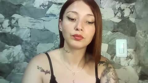 Snapshot of natasha_kein chatting on 14, 12, 2024 natalia online show from 14, 12, 2024