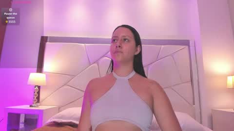 Snapshot of natasha_kiim_ chatting on 9, 1, 2026 natasha kiim online show from 9, 1, 2026