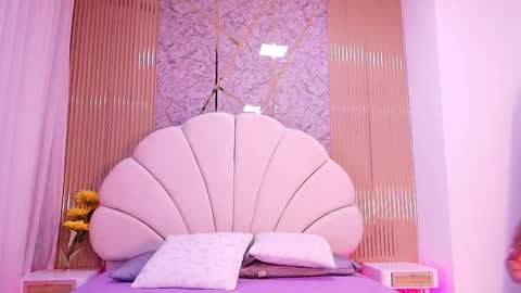 Natasha online show from 6, 4, 2026