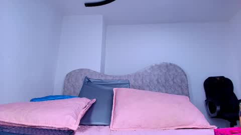 natasha_segura online show from 9, 5, 2026