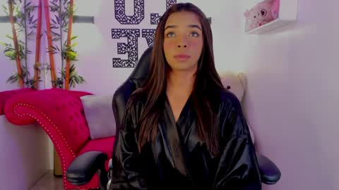 Natasha  online show from 8, 4, 2026