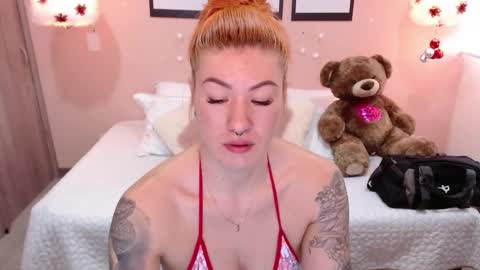 Snapshot of natasha_woo chatting on 30, 12, 2024 Nat online show from 30, 12, 2024